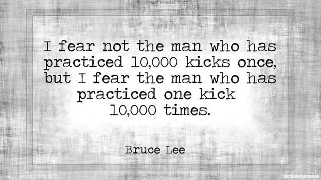 1000 kicks Bruce Lee